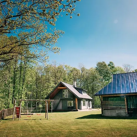 Lehtla Holiday House Karala